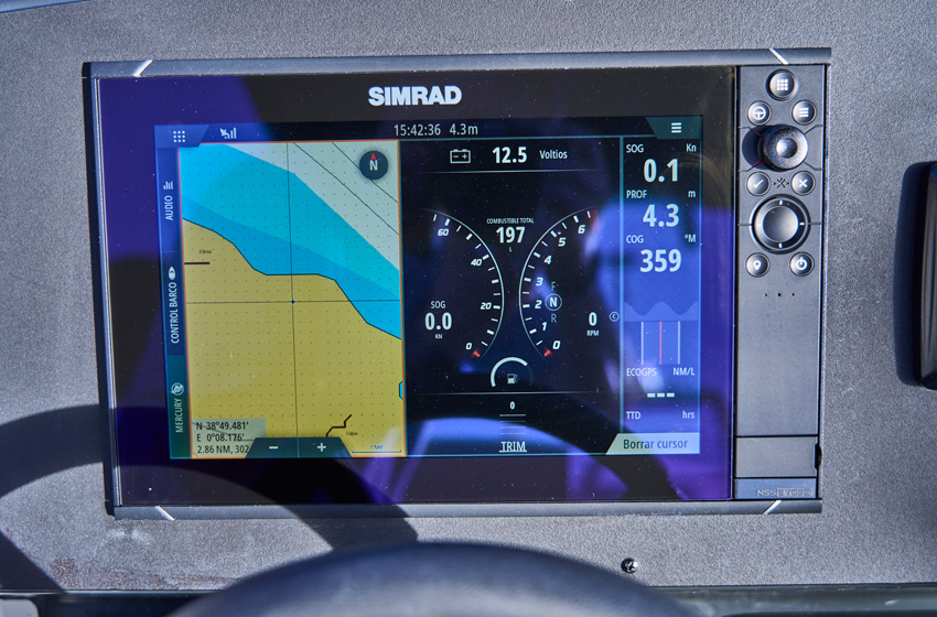 GPS/ECO Simrad EVO3S 9'' con Trasduttore HDI