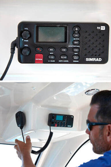 VHF (Simrad RS20) (Electronic Pack (Pacchetto Elettronica) con schermo GPS più grande)